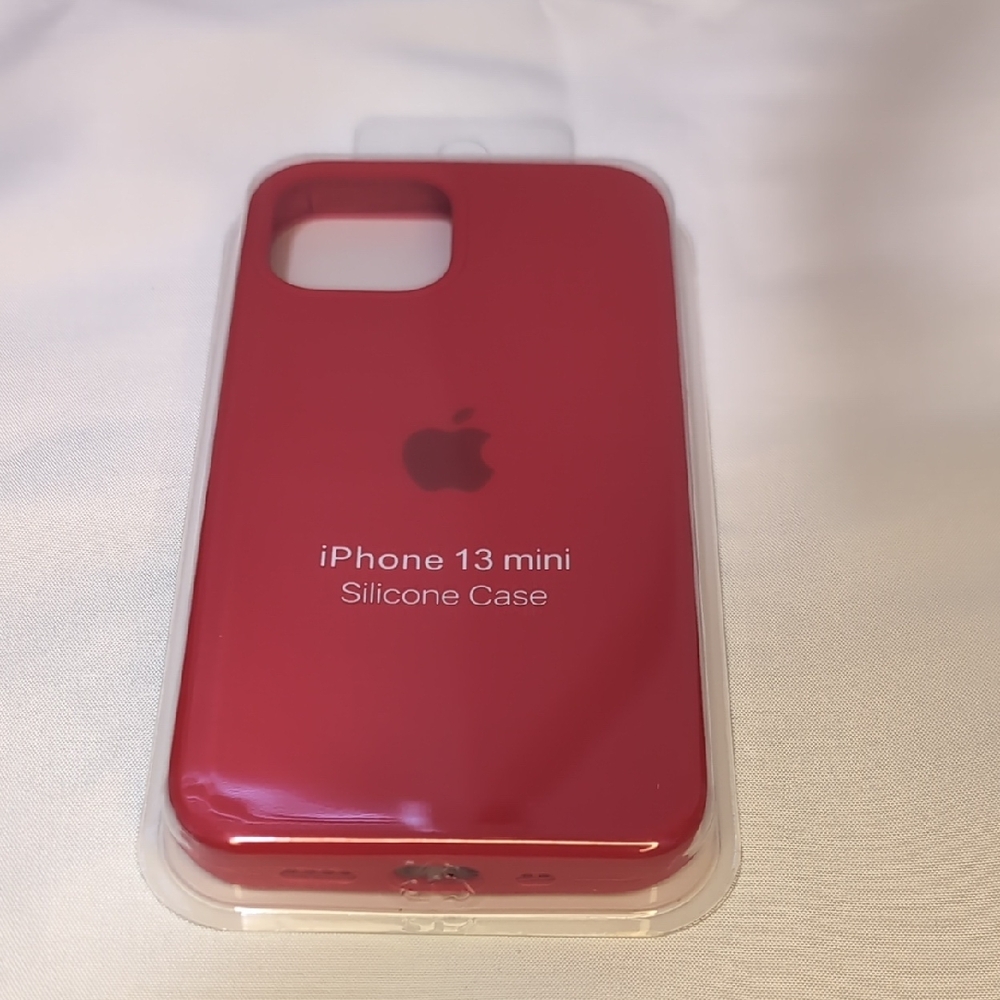 Apple iPhone 13 Mini Case - Vibrant Red